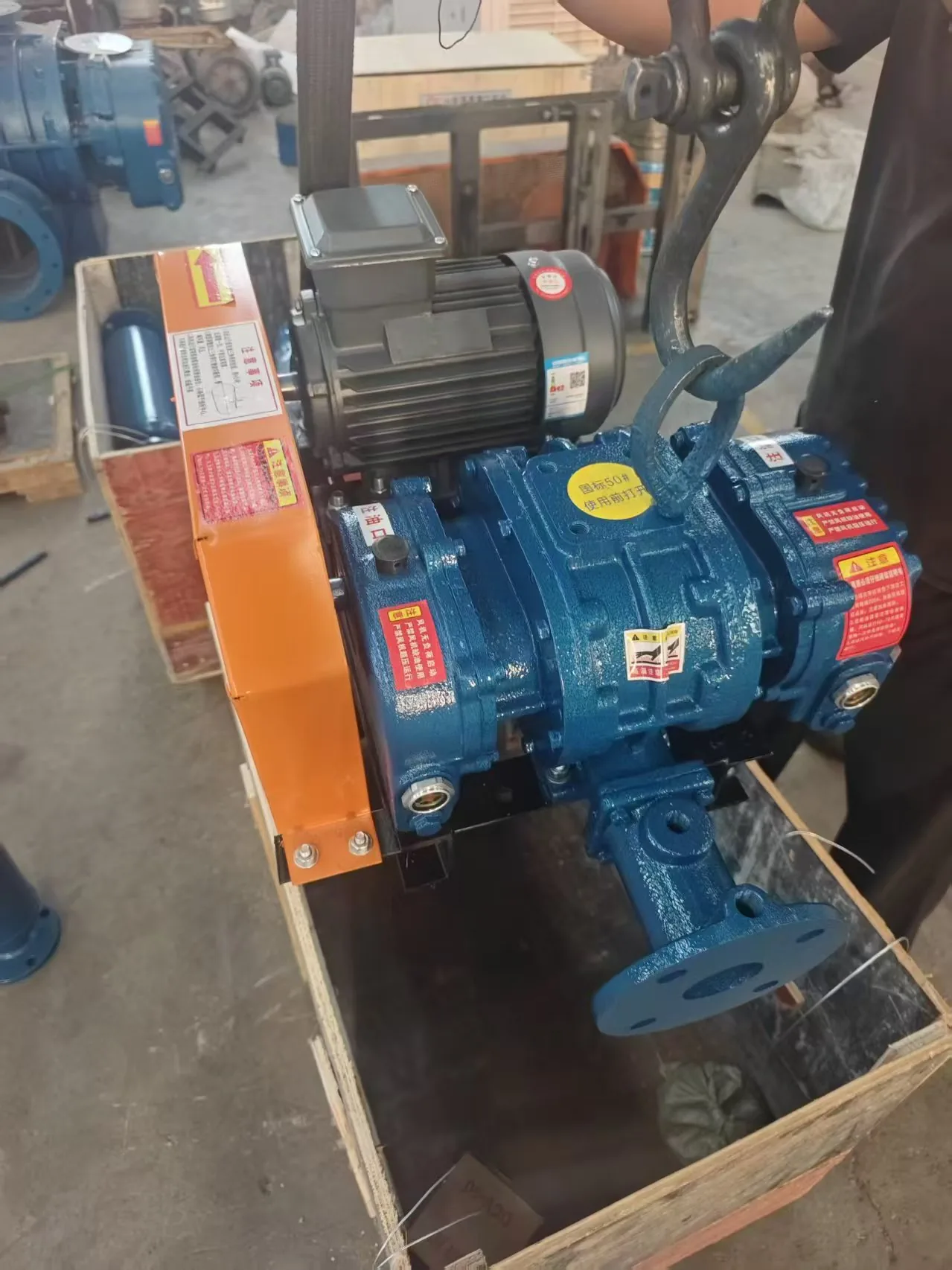 Roots Blowers in Aquaculture: Benefits and Operating Notes